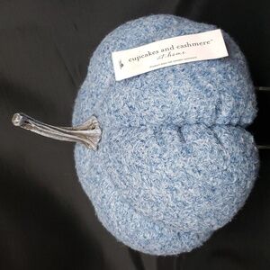Cupcakes and Cashmere NWT Heathered Blue Textured Pumpkin